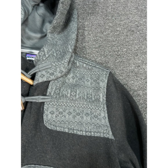 Patagonia Better Sweater Icelandic Coat Women's XL Black Aztec Toggles Duffle - Picture 6 of 11
